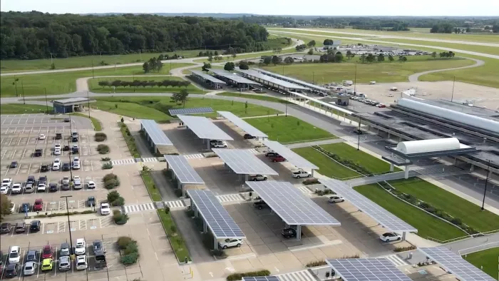 Picture of solar panels at Evansville Regional Airport