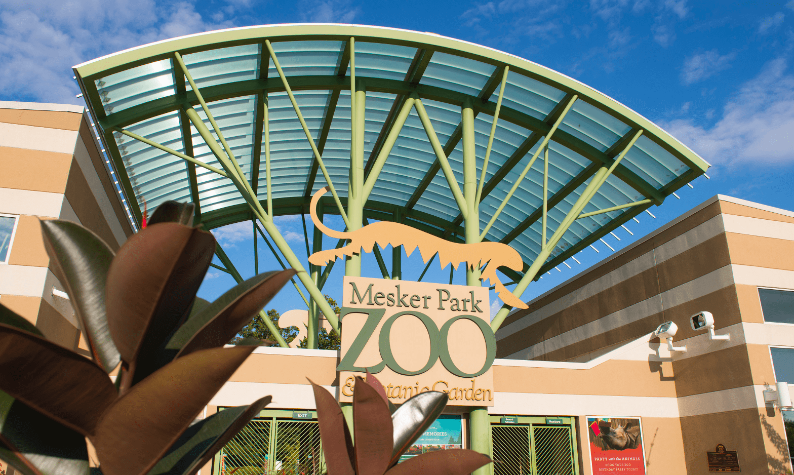 Exterior image of Mesker Park Zoo
